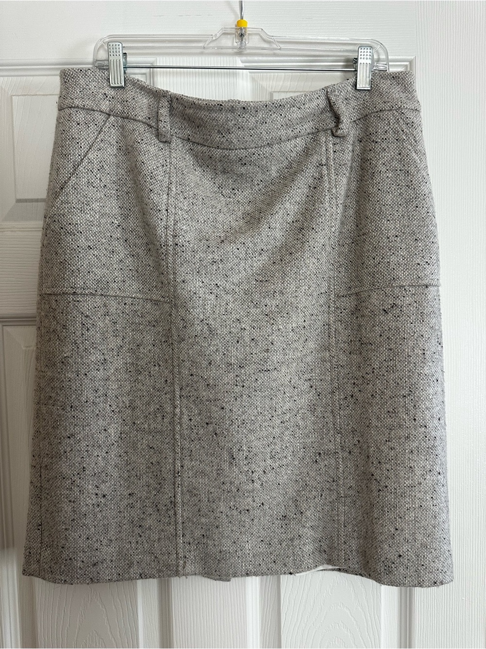 Ann Taylor Speckled Gray A-Line Tweed Skirt